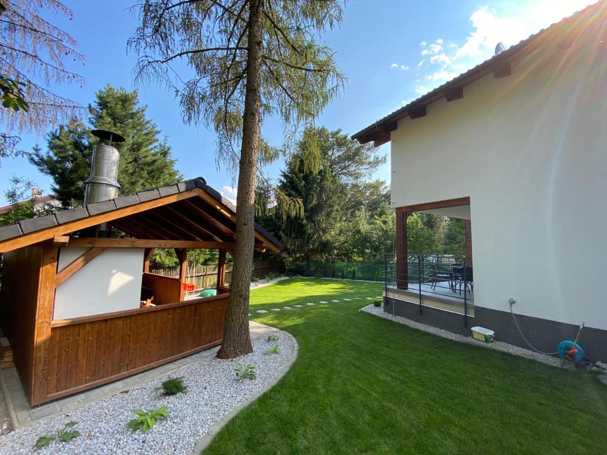 Ansel Villa Стара-Лесна Экстерьер фото